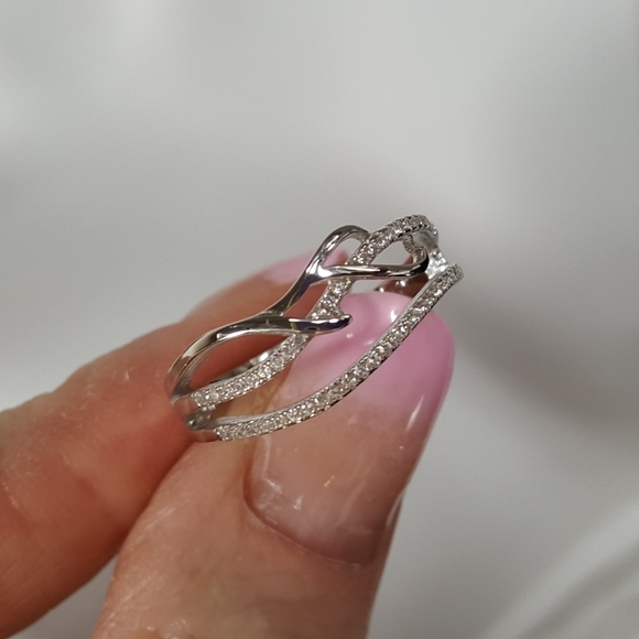 White Cubic Zirconia Vines - Picture 4 of 7